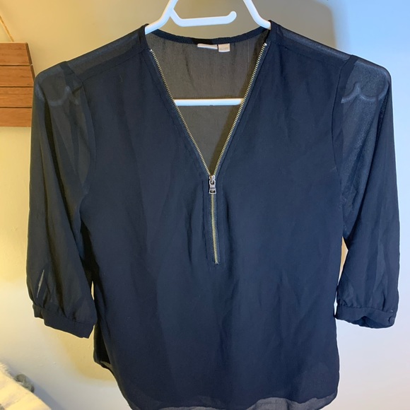 Black blouse - Picture 2 of 2